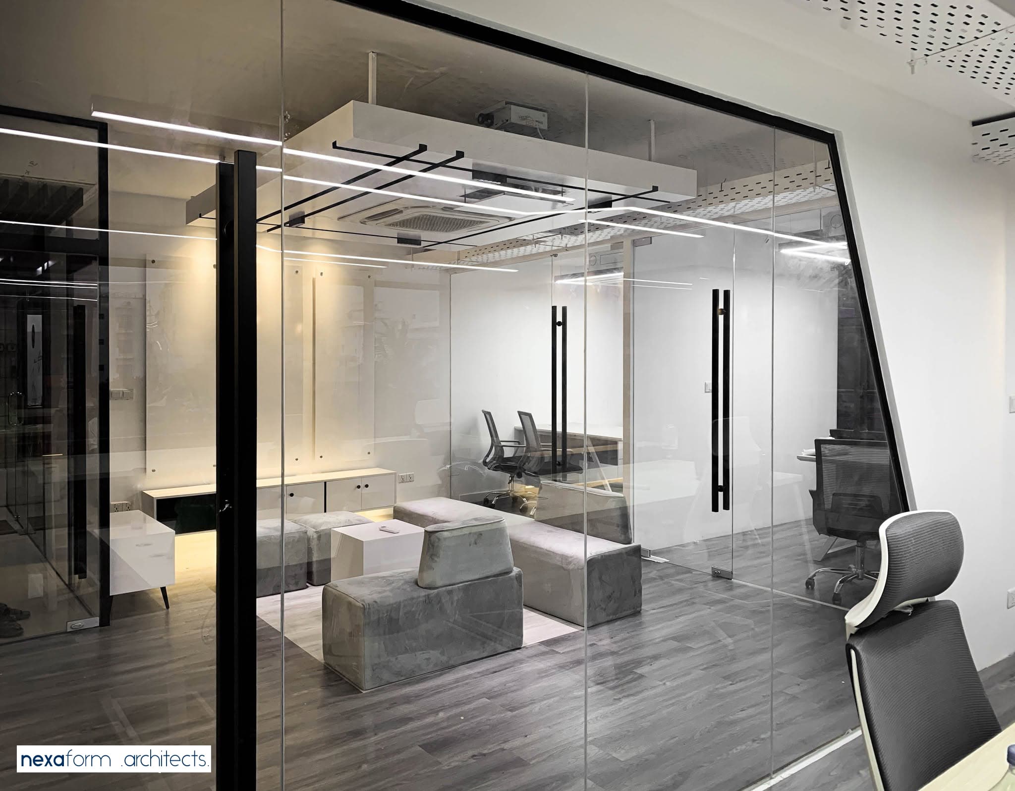 Nebulous IT Corporate Office gallery photo 6